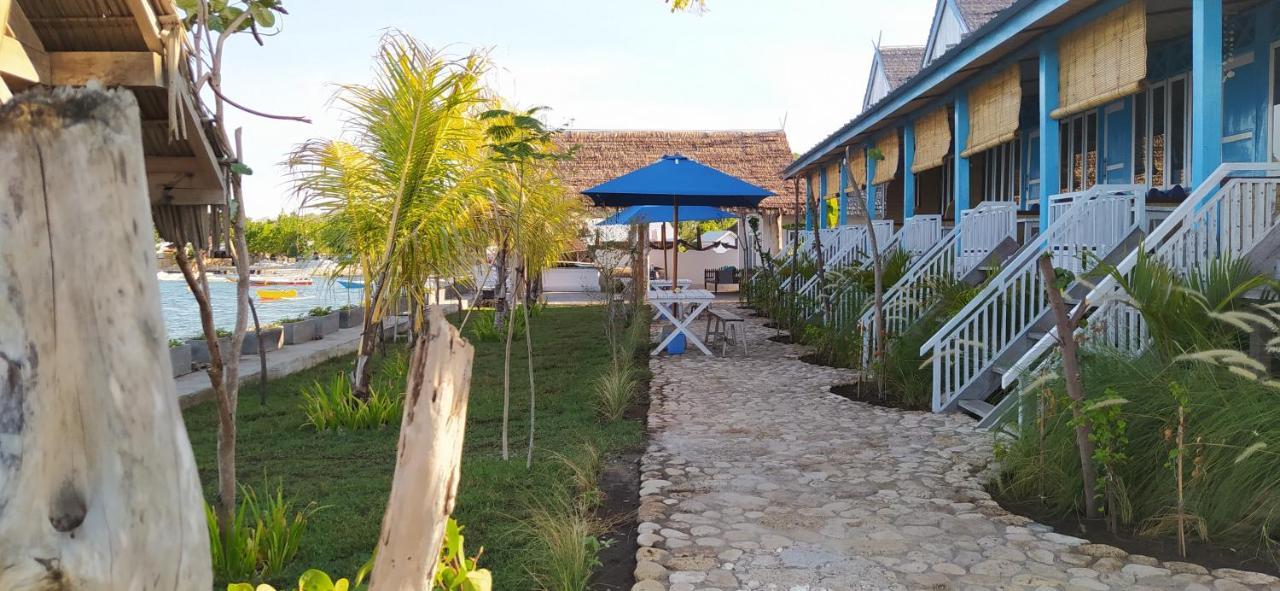 Moyo Island Resort Exterior photo