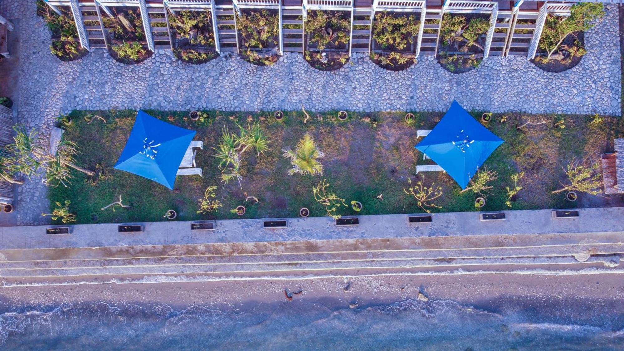 Moyo Island Resort Exterior photo