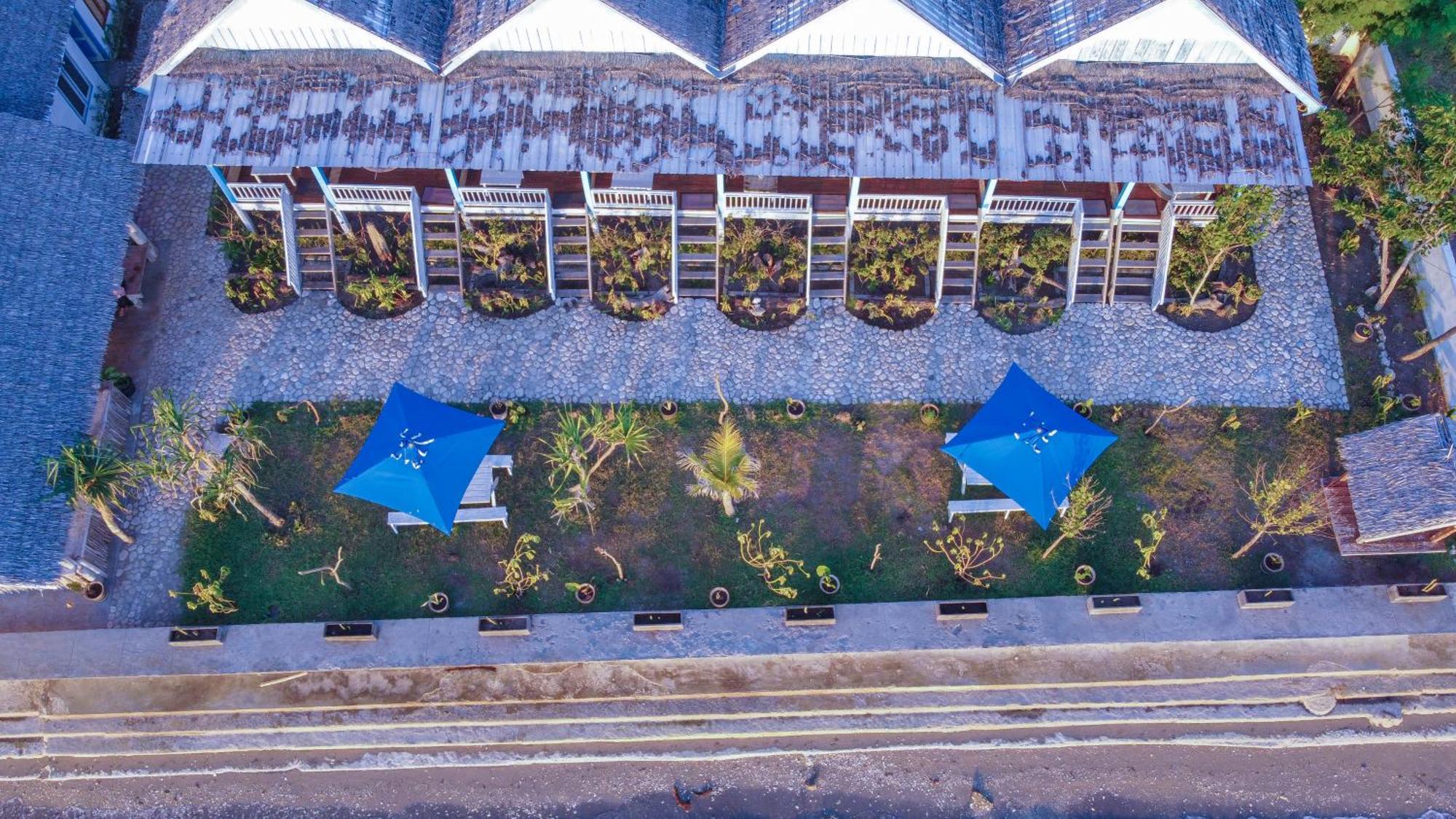 Moyo Island Resort Exterior photo